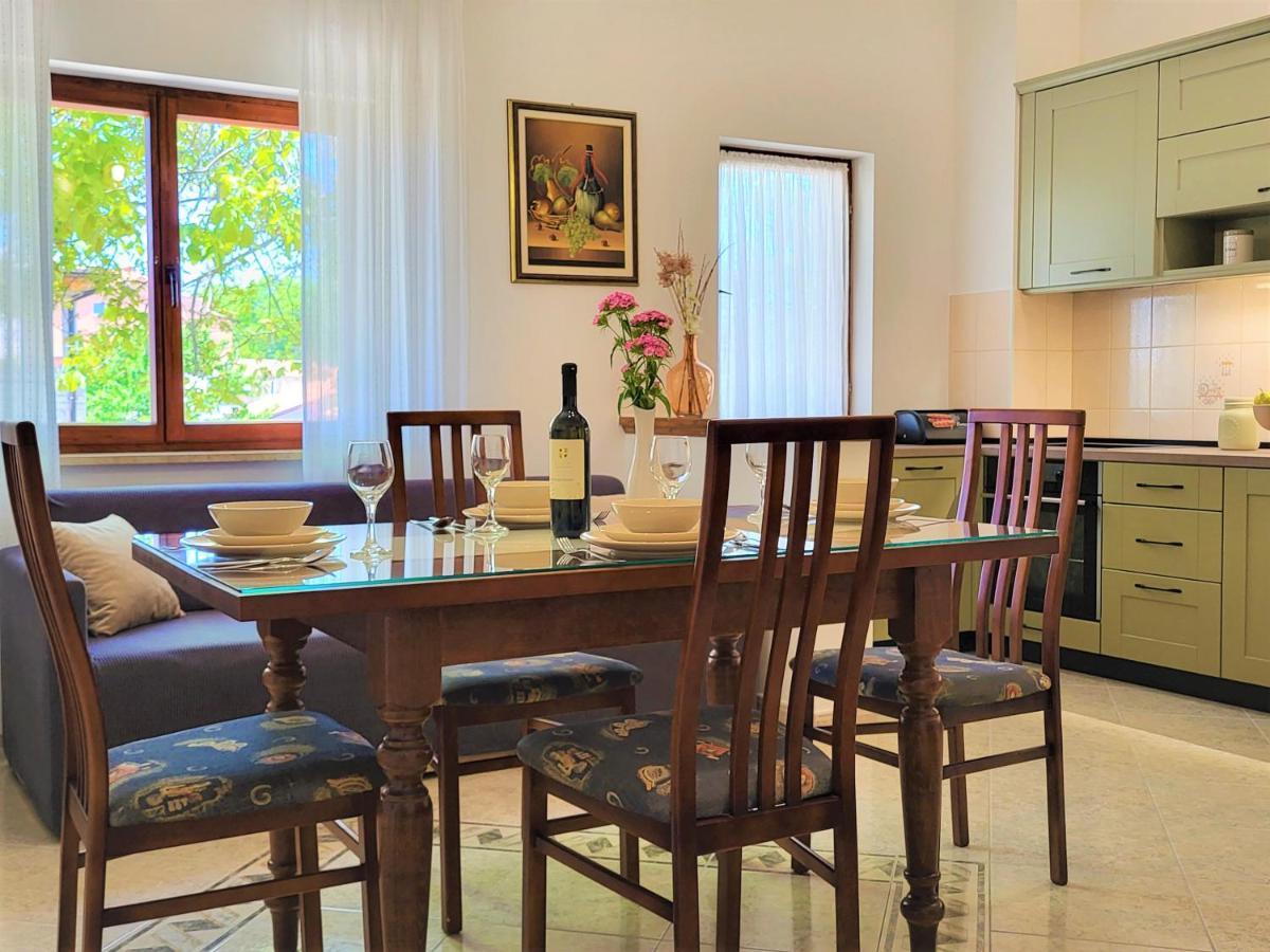 Cozy Apartment Mandula Врсар Экстерьер фото