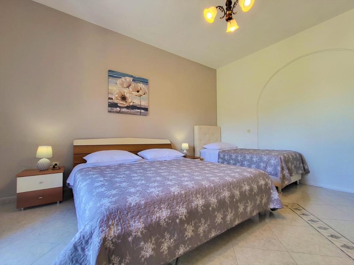 Cozy Apartment Mandula Врсар Экстерьер фото